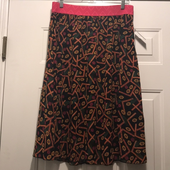 Lularoe Lola skirt, black with Aztec print, BNWT - Picture 1 of 5